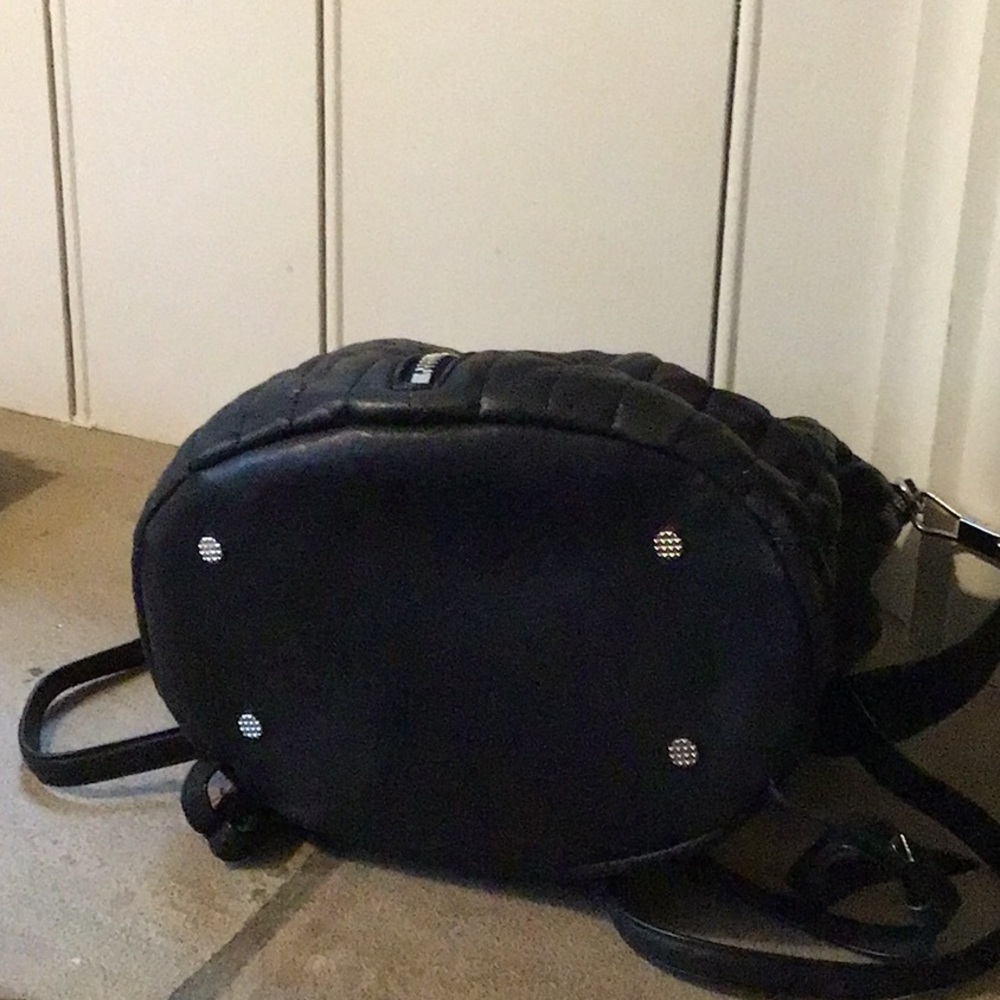 Elizabeth And James Leather Connie Sling Bucket Bag View 6